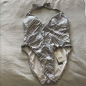 BCBGMAXAZRIA || One Piece Bathing Suit